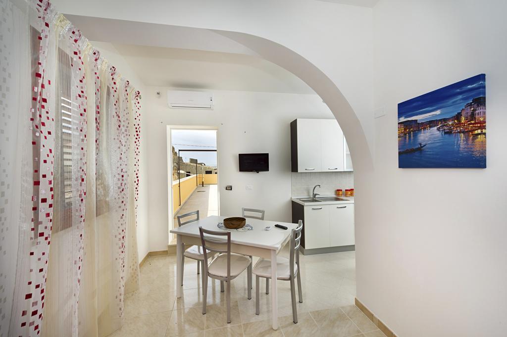 Casa Vacanza Saraceno Apartment Castellammare del Golfo Room photo